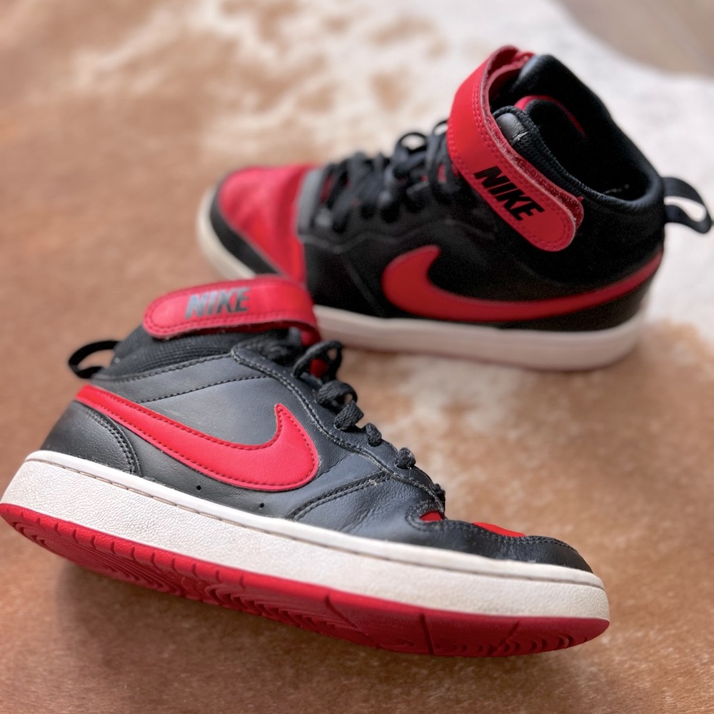Nike Court Borough Mid 2 5Y